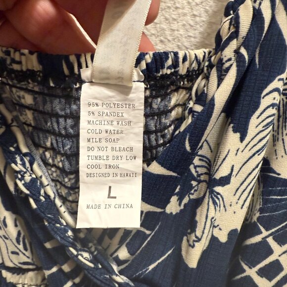 Surfing Hawaii Dress size Large - Picture 6 of 6